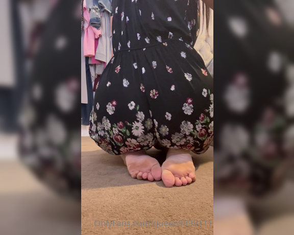 Queen1991 aka queen9999111 Foot Fetish - 08-12-2022 OnlyFans Video - Dirty soles