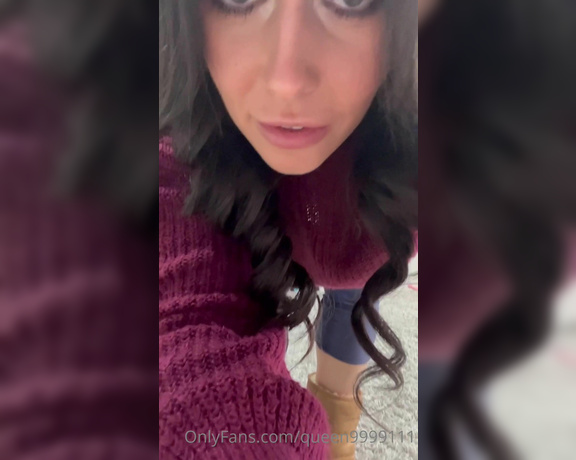 Queen1991 aka queen9999111 Foot Fetish - 03-31-2023 OnlyFans Video - Ugg ugg uggs