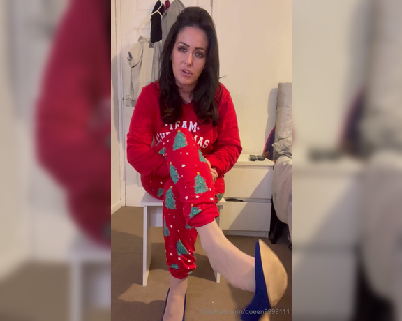 Queen1991 aka queen9999111 Foot Fetish - 01-05-2024 OnlyFans Video - Leaked queen9999111 15576