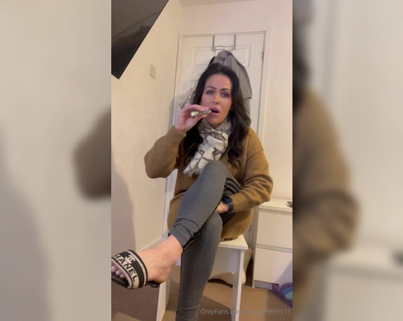 Queen1991 aka queen9999111 Foot Fetish - 01-30-2024 OnlyFans Video - Enjoy