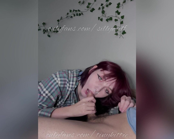 Alyx Wulf aka sillywulf Foot Fetish - 10-03-2022 OnlyFans Video - new upload customs open, sessions open sockpanty commissions open serious inquiries alyxfootgmail