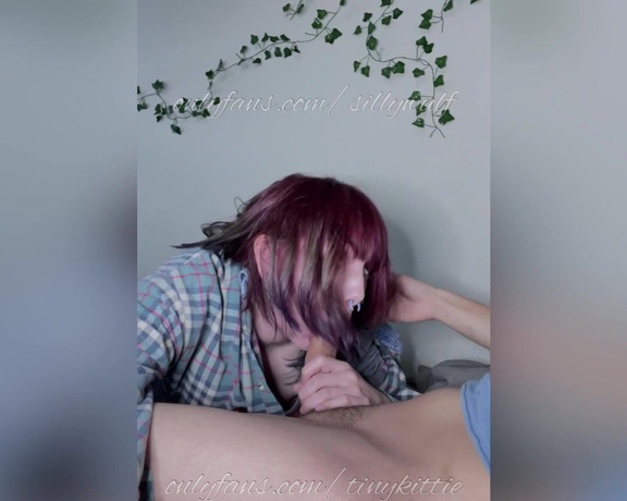 Alyx Wulf aka sillywulf Foot Fetish - 10-03-2022 OnlyFans Video - new upload customs open, sessions open sockpanty commissions open serious inquiries alyxfootgmail