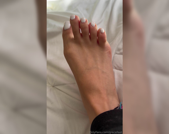 Grecefeet aka grecefeet Foot Fetish - 09-29-2023 OnlyFans Video - happy Friday