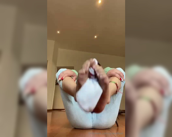 Grecefeet aka grecefeet Foot Fetish - 10-02-2023 OnlyFans Video - Want to see more premades Send MS