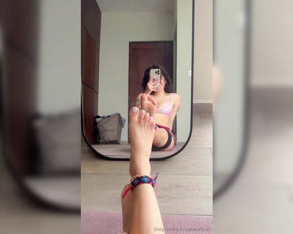 Grecefeet aka grecefeet Foot Fetish - 10-12-2023 OnlyFans Video - Leaked grecefeet 65037