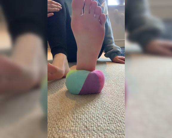 Harriet King aka harrietfootsie Foot Fetish - 03-23-2021 OnlyFans Video - This is how I treat my slaves  the ball is your face mwahaha or it