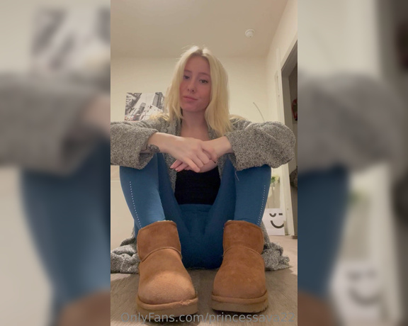 Princess Ava aka princessava22 Foot Fetish - 08-26-2023 OnlyFans Video - One of my good bitches couldnt get enough of my uggs