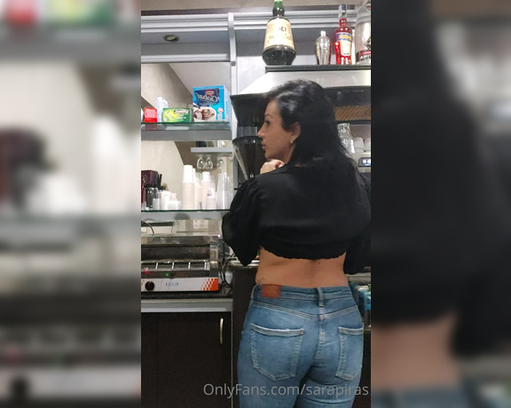 Sara Piras aka sarapiras Findom - 11-24-2021 OnlyFans Video - Un caffe