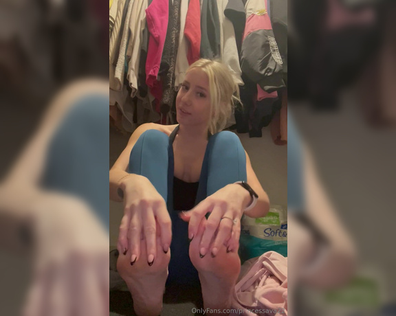 Princess Ava aka princessava22 Foot Fetish - 09-06-2023 OnlyFans Video - If this is true send me 33