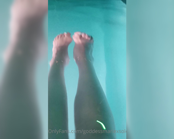 Goddess Marie aka mariexsoles Foot Fetish - 08-13-2022 OnlyFans Video - Leaked mariexsoles 54739