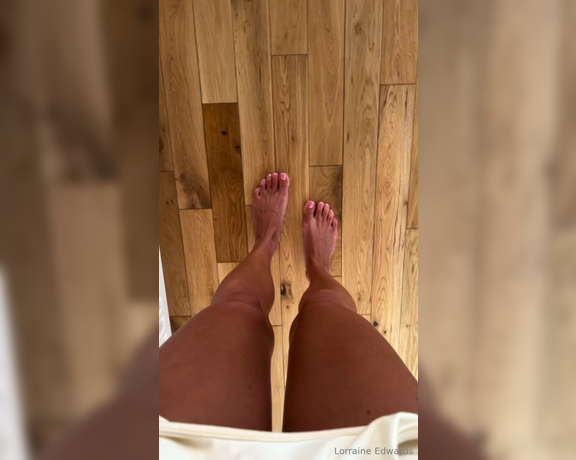 Lorraine Edwards aka lorraineedwards91 Foot Fetish - 06-27-2024 OnlyFans Video - Leaked lorraineedwards91 41220