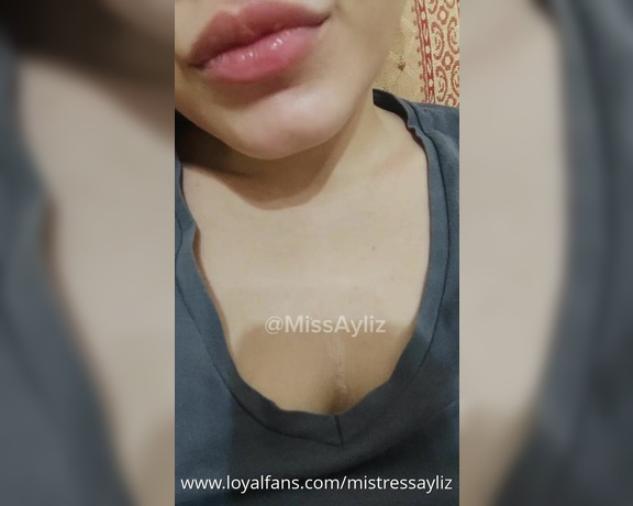 Mistress Ayliz Video with lots of spitting and lots of punishment (LoyalFans)