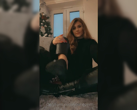 Daddy Serena aka all4serenab Femdom - 12-09-2020 OnlyFans Video - I have had my boots and socks on alll dayyyy long  Time to set free