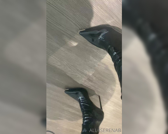 Daddy Serena aka all4serenab Femdom - 08-12-2021 OnlyFans Video - The sound My Pvc boots, gloves and leggings make drives you wild