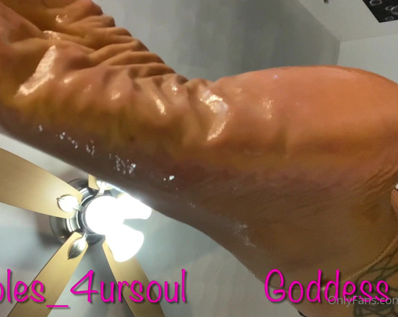 Goddess Сee aka soles_4ursoul Foot Fetish - 02-01-2021 OnlyFans Video - Good Morning