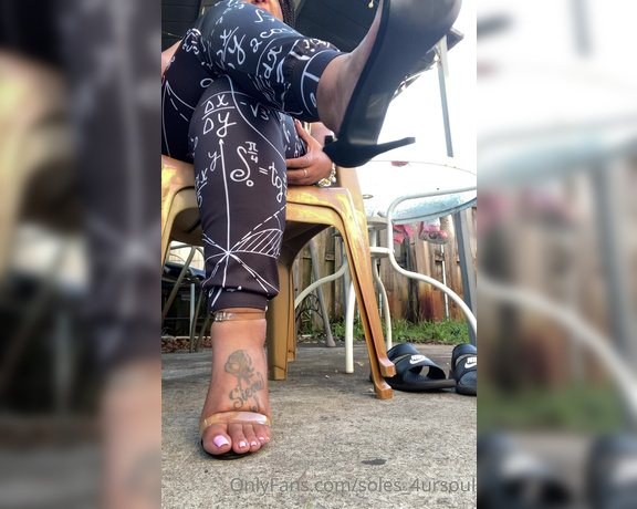 Goddess Сee aka soles_4ursoul Foot Fetish - 05-28-2021 OnlyFans Video - PUMP DANGLE JOI