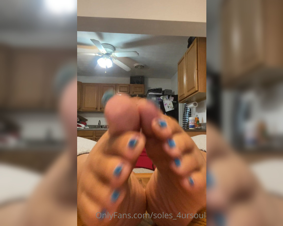 Goddess Сee aka soles_4ursoul Foot Fetish - 07-13-2021 OnlyFans Video - Ill stroke it just like this