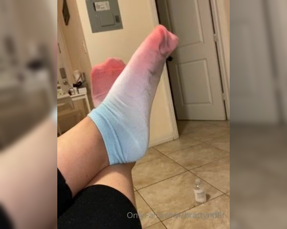 Obeydiosa aka obeydiosax Foot Fetish - 06-21-2020 OnlyFans Video - Another pair stunk up