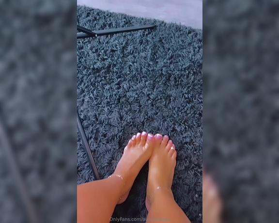 Tessasfit aka auroustessa Foot Fetish - 04-09-2024 OnlyFans Video - Just imagine your cock between these slippery feet and toes  stay tuned for whats to