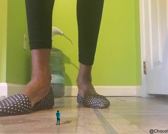 Chocolate Foot Goddess aka cfootgoddessx Foot Fetish - 12-09-2019 OnlyFans Video - Giantess Teacher SFX