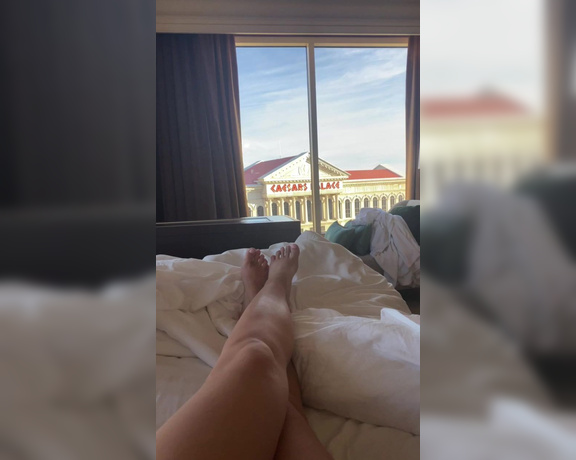 Lana Wolf aka lanawolf Findom - 01-22-2020 OnlyFans Video - OMG I MISSED MY FLIGHT HOME AND WOKE UP IN THE BELLAGIO