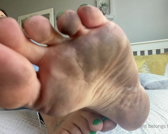 Feetwonders aka Feetwonders OnlyFans - Your reward  MY dirty feet