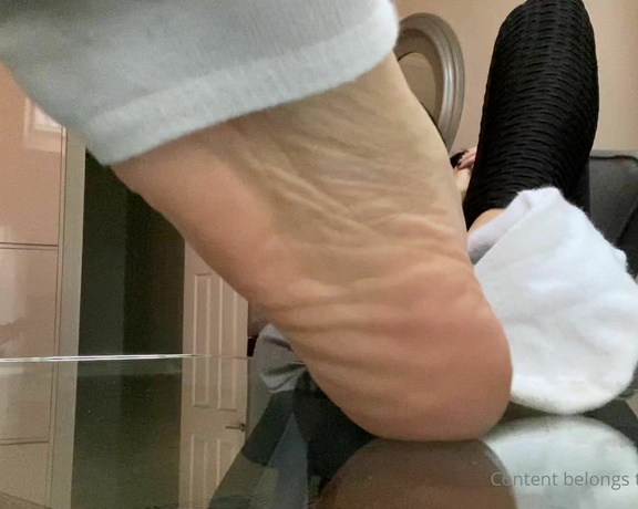 Feetwonders aka Feetwonders OnlyFans - Toes in  JOI