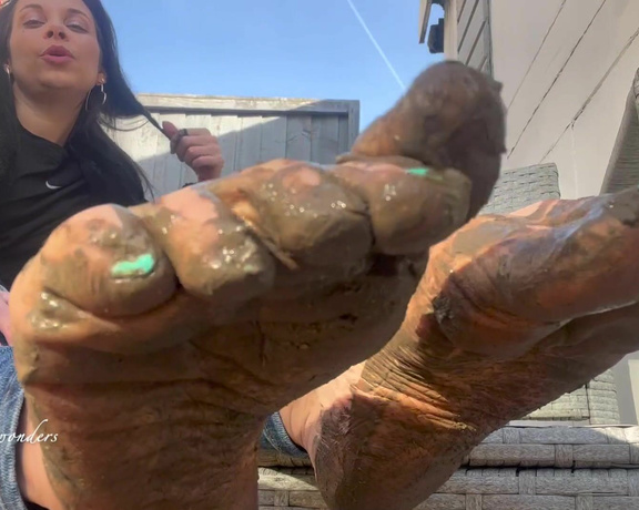 Feetwonders aka Feetwonders OnlyFans - Opppss they are muddy If mud is your thing ENJOY