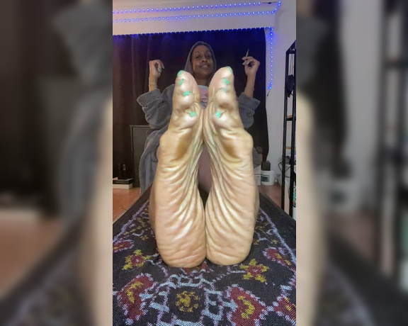 Magical Mesha aka magicalmeesh Foot Fetish - 05-23-2023 OnlyFans Video - Stream started at 05232023 0646 pm