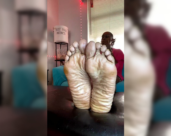 Magical Mesha aka magicalmeesh Foot Fetish - 09-30-2023 OnlyFans Video - Stream started at 09302023 0417 pm Sexy Soles Saturday I Hope yall day is going great