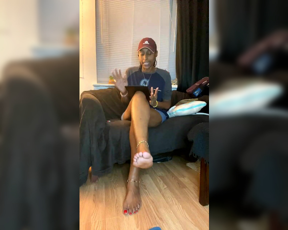 Magical Mesha aka magicalmeesh Foot Fetish - 10-11-2023 OnlyFans Video - Stream started at 10112023 1031 pm