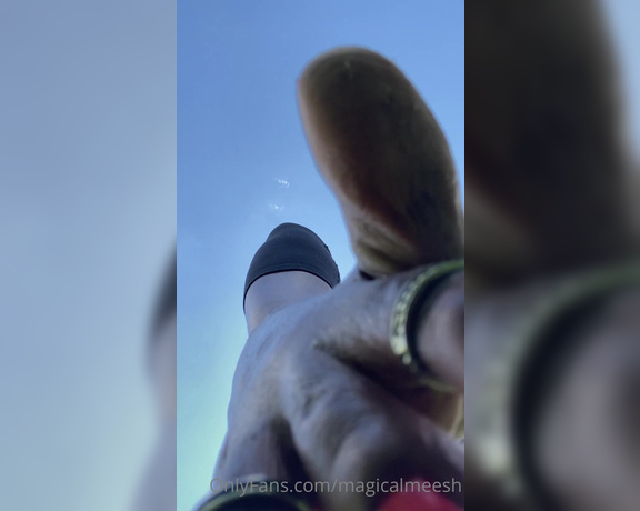 Magical Mesha aka magicalmeesh Foot Fetish - 07-21-2022 OnlyFans Video - I found a tinyin the grass