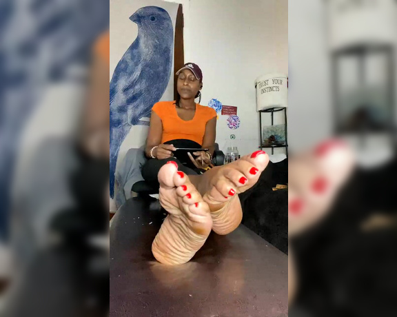 Magical Mesha aka magicalmeesh Foot Fetish - 11-01-2023 OnlyFans Video - Stream started at 11012023 1215 am