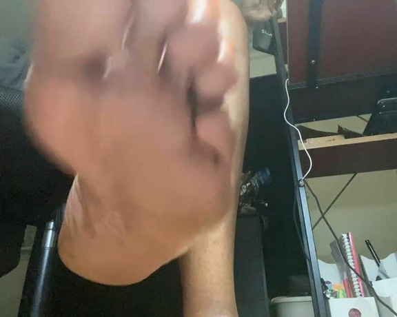 Magical Mesha aka magicalmeesh Foot Fetish - 04-21-2023 OnlyFans Video - Stream started at 04212023 0106 am