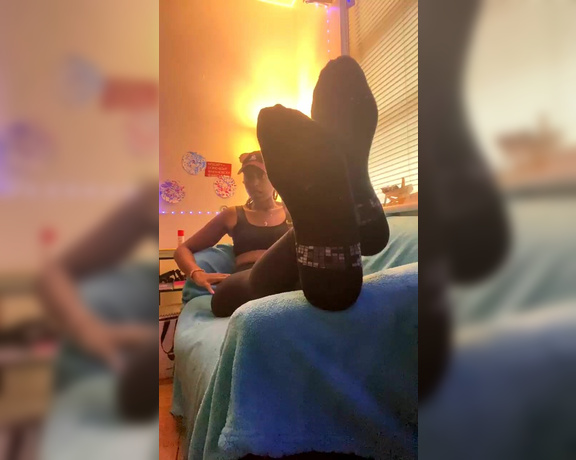 Magical Mesha aka magicalmeesh Foot Fetish - 09-14-2023 OnlyFans Video - Stream started at 09142023 0622 pm Testing out another angle