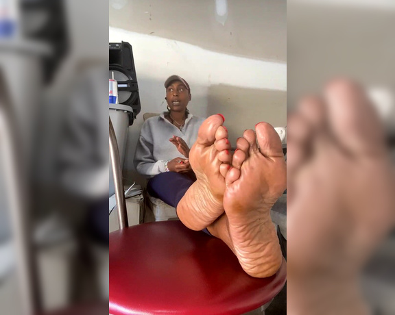 Magical Mesha aka magicalmeesh Foot Fetish - 04-18-2024 OnlyFans Video - Stream started at 04182024 0141 pm