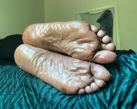 Magical Mesha aka magicalmeesh Foot Fetish - 05-22-2024 OnlyFans Video - Stream started at 05222024 0803 pm Rest ya Soles