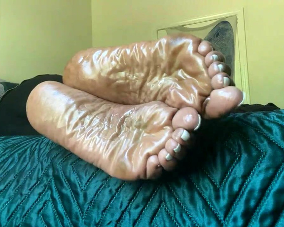 Magical Mesha aka magicalmeesh Foot Fetish - 05-22-2024 OnlyFans Video - Stream started at 05222024 0803 pm Rest ya Soles