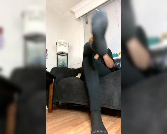 Magical Mesha aka magicalmeesh Foot Fetish - 10-31-2023 OnlyFans Video - Stream started at 10312023 1223 am