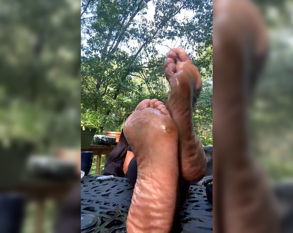 Magical Mesha aka magicalmeesh Foot Fetish - 08-29-2024 OnlyFans Video - Stream started at 08292024 0141 pm Happy Thursday