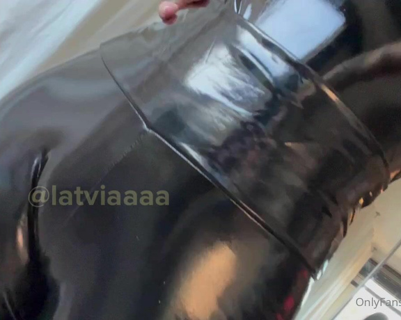 Diana Harlamova aka latviaaaa Findom - 05-31-2023 OnlyFans Video - How hot are the noises