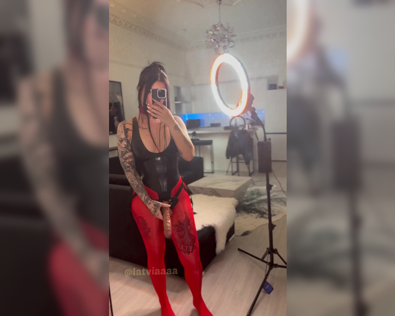 Diana Harlamova aka latviaaaa Findom - 09-23-2024 OnlyFans Video - why dont you stop speaking and bend over