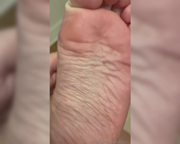 Feet From J aka feet_from_j Foot Fetish - 03-21-2024 OnlyFans Video - Up close amp personal