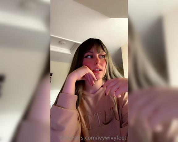 Ivy Aspen aka theivyaspen Findom - 09-14-2022 OnlyFans Video - Hot girl admits she knows you have a crush on her