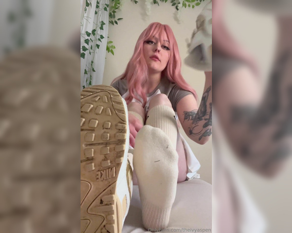 Ivy Aspen aka theivyaspen Findom - 06-21-2024 OnlyFans Video - Hello, my good little foot pet