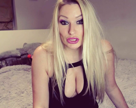 Kaz B aka kazbxx Femdom - 07-04-2020 OnlyFans Video - Poppers Sluts Obey Would you like to see some more