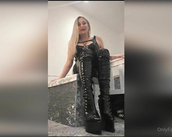 Kaz B aka kazbxx Femdom - 02-04-2024 OnlyFans Video - Showing off my gorgeous, shiny, black, thigh_high boots