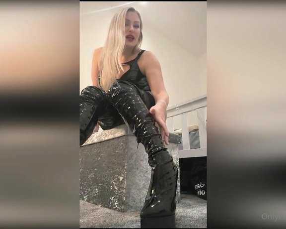 Kaz B aka kazbxx Femdom - 02-04-2024 OnlyFans Video - Showing off my gorgeous, shiny, black, thigh_high boots