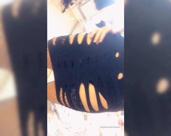 Kaz B aka kazbxx Femdom - 09-30-2019 OnlyFans Video - What Im wearing and what Im about to do