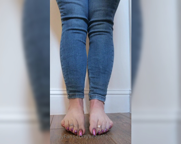 KTP aka keepthemprettyx Foot Fetish - 07-10-2021 OnlyFans Video - Just a bunch of video clips Ive taken of my pedis